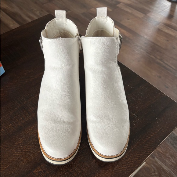 Womens Ivory White Ankle Boots with Silver Buckle Detail - Picture 7 of 9